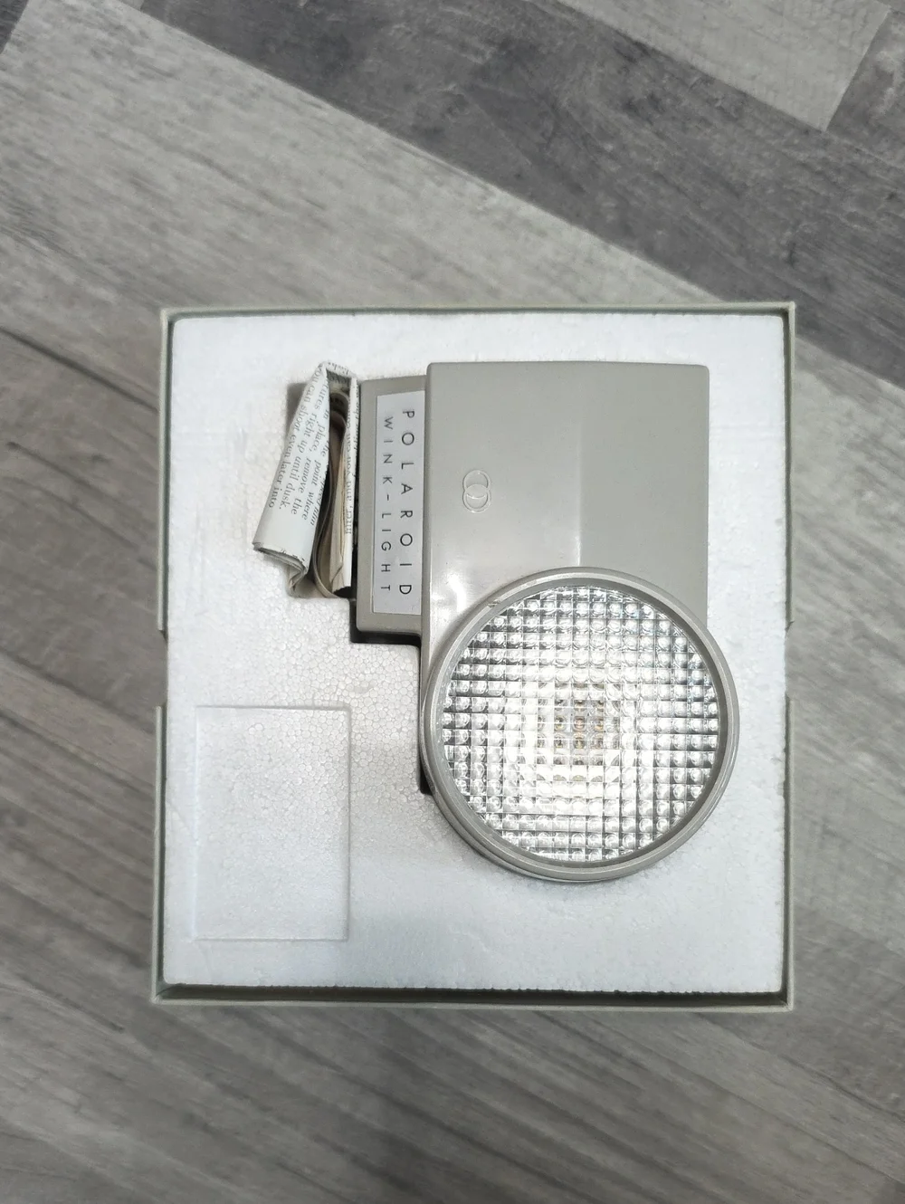 NWT, Polaroid • Wink Light Model 250 without Cord